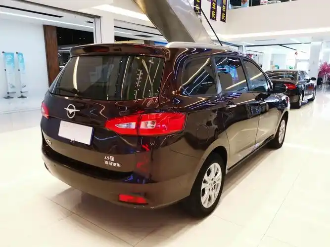 【青岛】2017年11月 海马 福美来mpv 2017款 七座版 1.