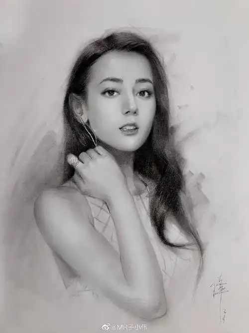 帅气小哥把半个娱乐圈明星画了个遍,肖战,蔡徐坤,迪丽热巴,在他笔下美