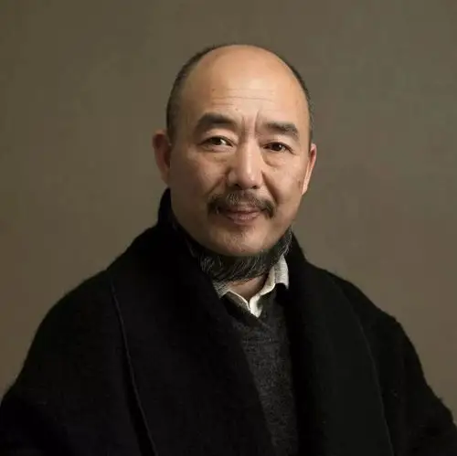 王林海老师字莽埜,号乐鱼,浙江云和人,1963年生,王羲之68代嫡孙,中国