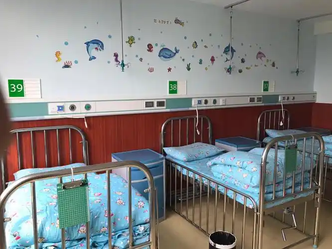 儿科病房以全新的面貌闪亮登场.