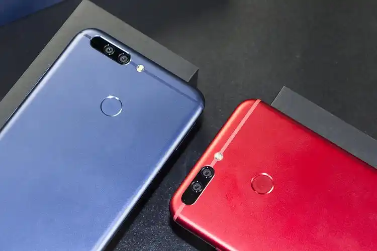 自古红蓝出cp 荣耀v9红蓝对比图赏