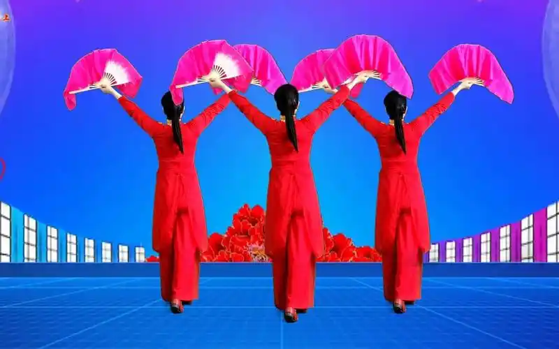 扇子舞《蒸蒸日上》动感喜庆欢快,背面演示