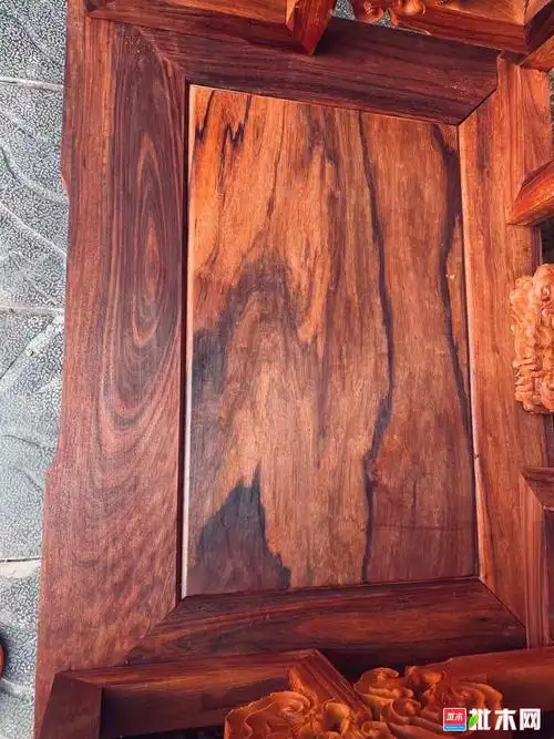 缅花大果紫檀黑红老料中堂3件套