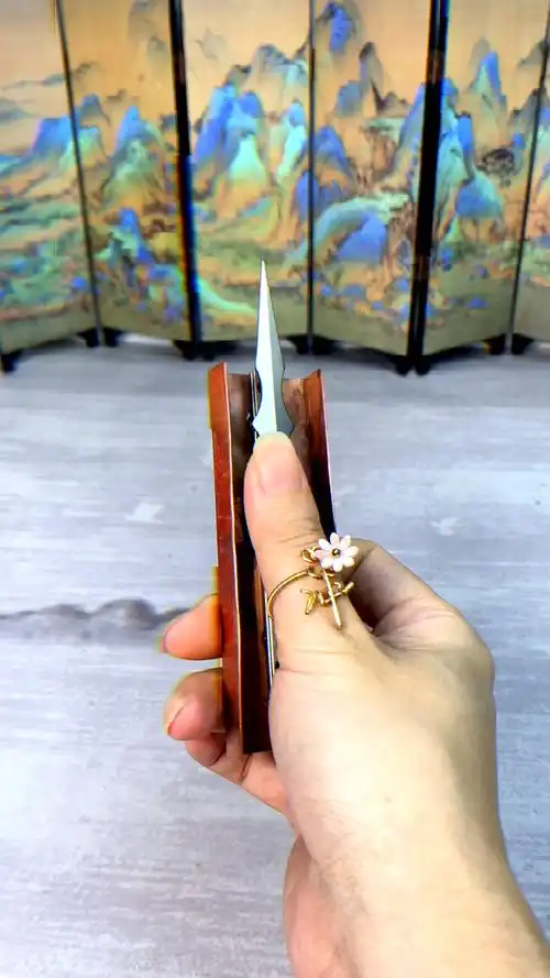 暗器今天做个可可爱爱的万能机关匣子做好后可以适用于多种暗器例如