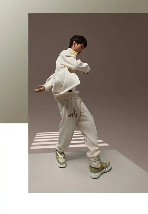 【街顽丨王一博同款】安踏男鞋女鞋秋季2022年新款滑板鞋男女同款休闲