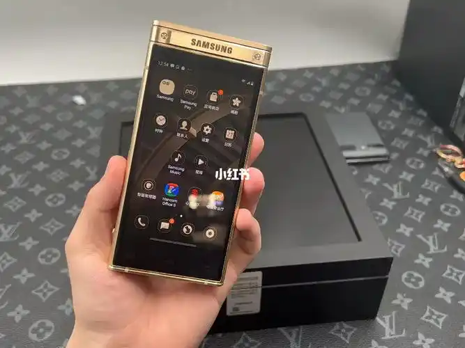 三星w2018全套成色新屏幕无老化