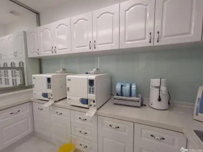 北京瑞冠口腔消毒室