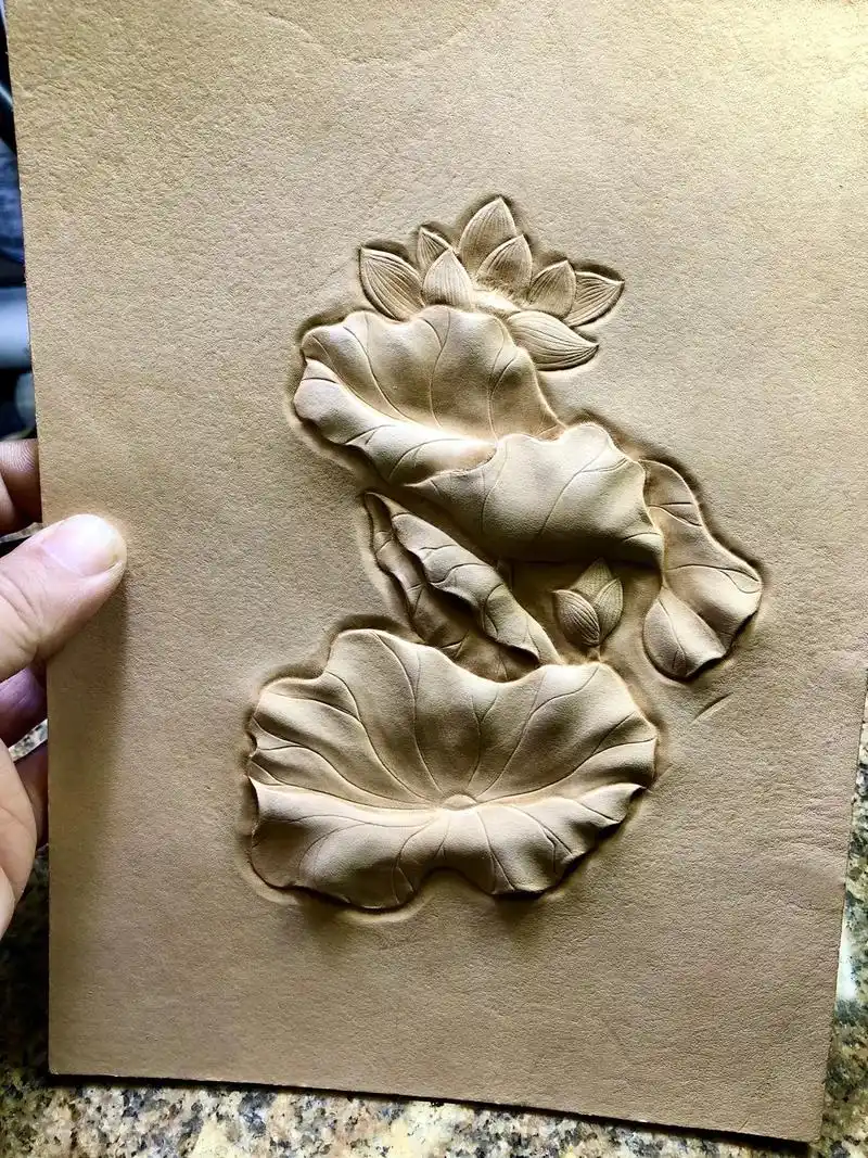 5皮子雕刻起鼓～ - 抖音