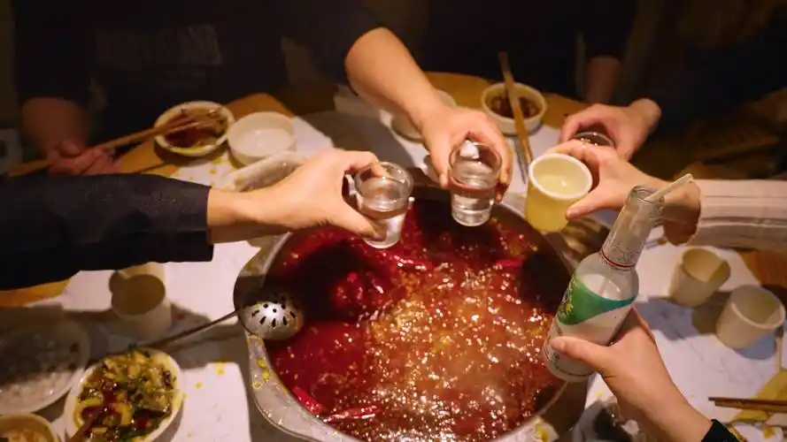 能一起吃火锅的人,一定是一个世界的人_什么_全靠_沸水