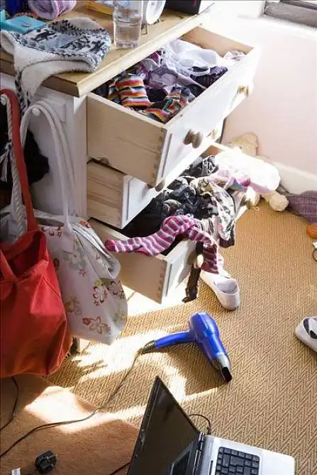 凌乱_房间_图片素材