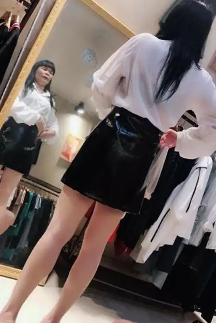 不要看正面,当个背影杀手其实也是不错的,大家怎么样认为呢?