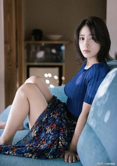 日本写真偶像澄田绫乃令人血脉偾张怦然心动
