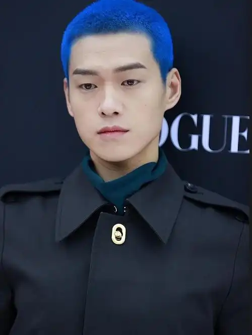 男明星帅不帅看寸头?王一博被嘲"土肥圆",朱一龙撞脸梁朝伟