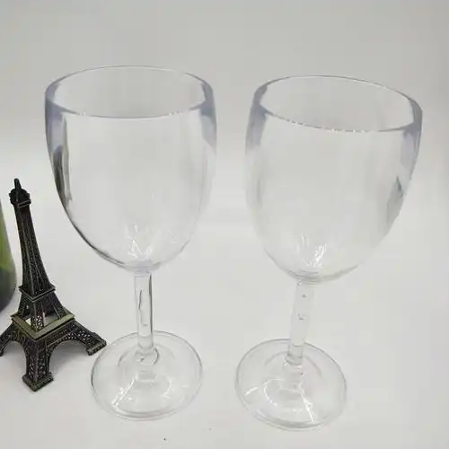 lily 家 200毫升塑料酒杯由防碎塑料制成,非常适合室内和室外使用,可