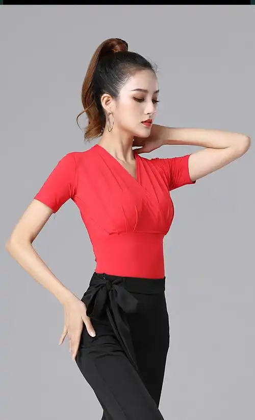 新款跳舞上衣练功服女跳舞衣服夏天步踩舞服装交谊舞广场舞上衣黑色