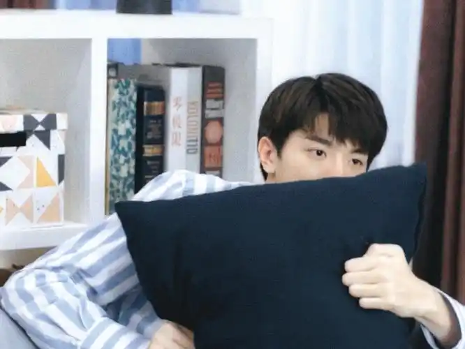 谁不想要一个顾未易呢  @我是林一同学    《致我们暖暖的小时光》