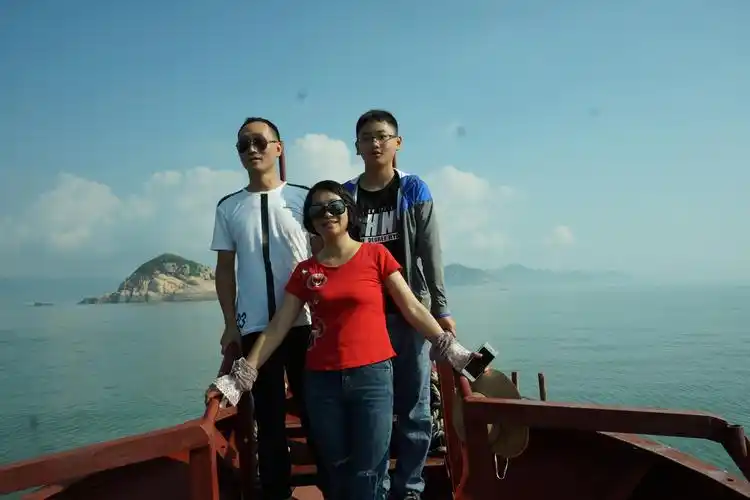 我从远方赶来,赴你一面之约――老友们小聚记