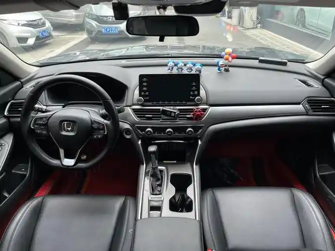 本田 雅阁  2021款 260turbo 豪华99星空限量版图片