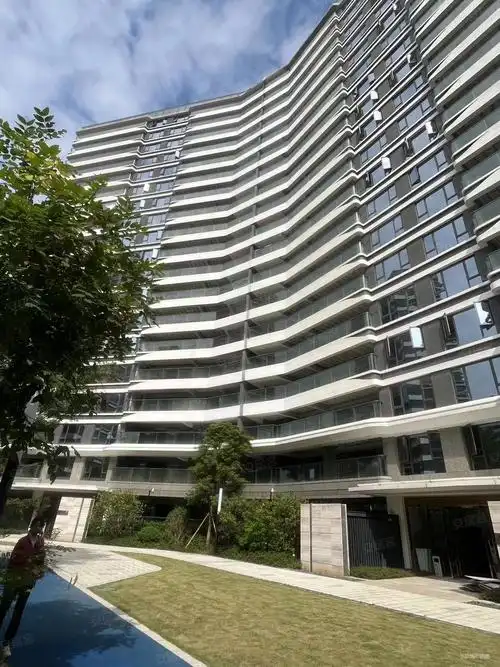 中山房产网>中山二手房>南区二手房>城南路二手房>德商樾玺>