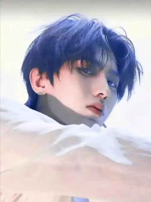 男明星绝美"发色":王一博鹿晗视觉盛宴,网友:爱豆就是要染发