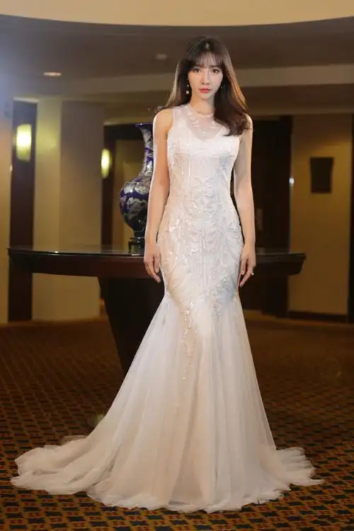 她被批有"凶器"却没演技|柳岩|画皮|财经新闻_新浪新闻