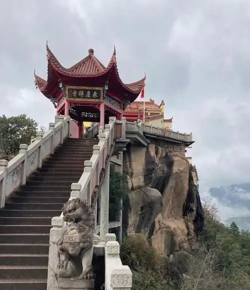 九华山百岁宫归来,打卡属于安徽的佛教名山,欣赏自然之美