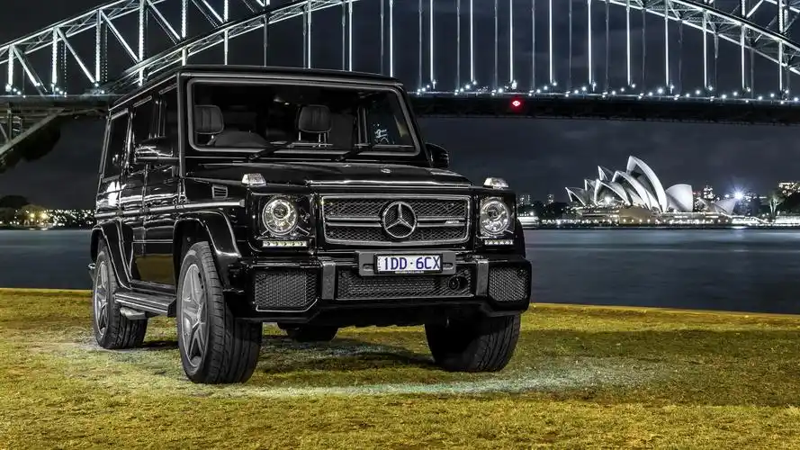 高清晰黑色奔驰amg奔驰g级越野车壁纸