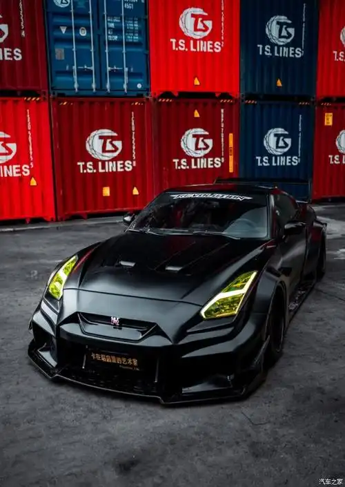 烟囱的gtr黑武士