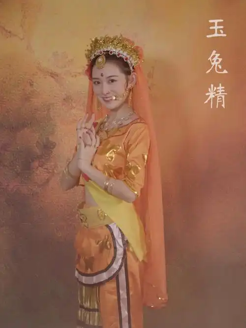 经典复刻 •《西游记》女妖精