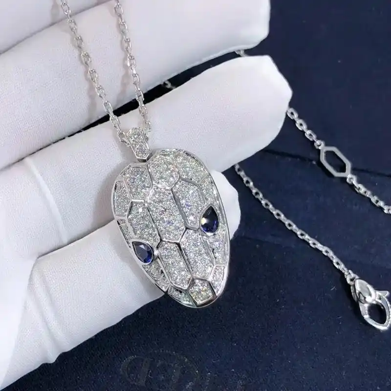 宝家蛇头项链 高贵的象征.宝格丽蛇头项链,高贵智慧的象征,很 - 抖音