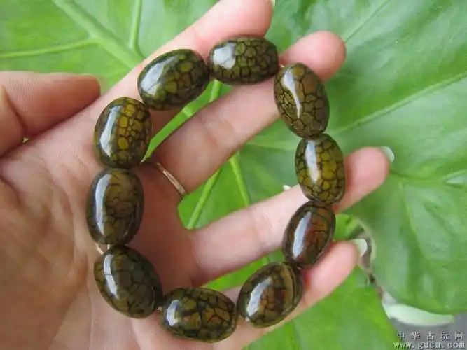 精品天然木化石手串