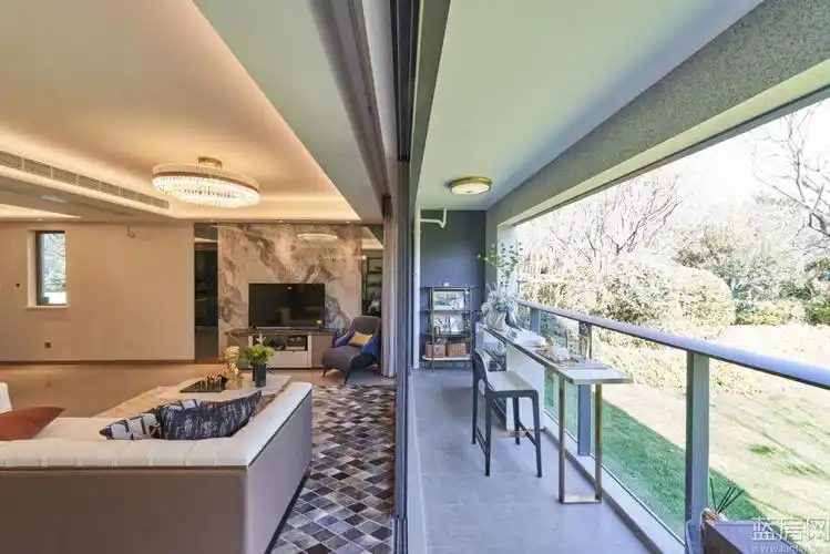 115㎡a户型样板间实景