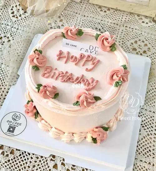 6寸简约裱花生日蛋糕