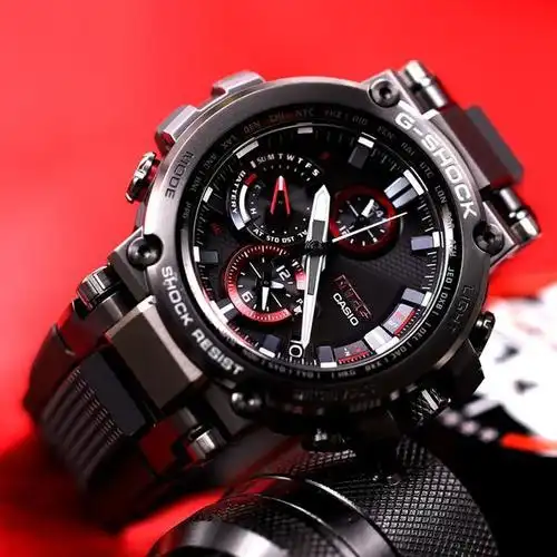 售价高达9千8的卡西欧钢铁之心限量款手表,值得买吗?电波好炫酷