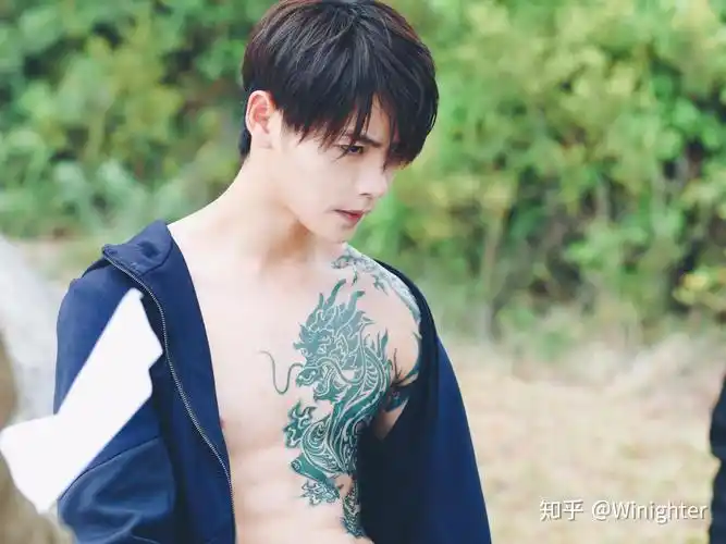 为什么肖宇梁能演好张起灵? - 知乎