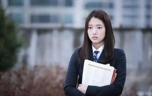 朴信惠时隔多年再饰演学生梦回热剧继承者们与朴烔植cp感爆棚