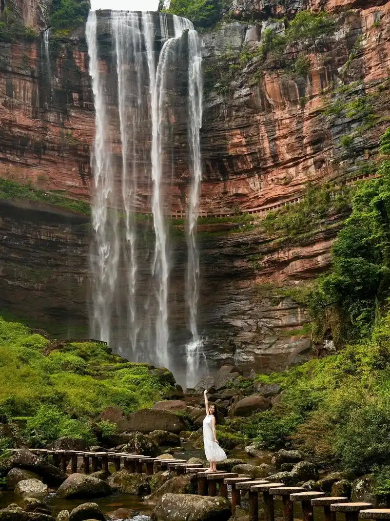 重庆小众旅游地95来四面山坐船98猴子.