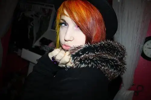 com/orig/8/ginger-girl-hair-hat-photography-favim.com-169331.