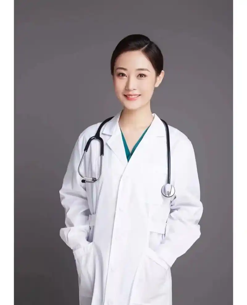 职业形象照,医生们最喜欢的形象照 致奋斗在第一线的医护人员们