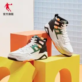 乔丹qiaodan高帮板鞋男春季高帮革面运动鞋潮流休闲鞋男鞋子乔丹白