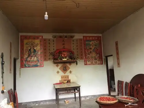 高桥美丽的小山村