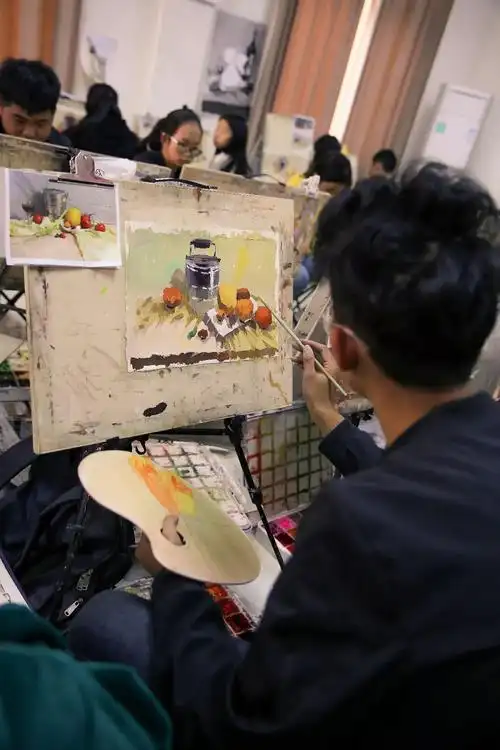 美术部丨走进微力量美术生的日常