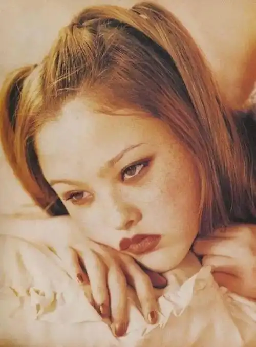 戴文·青木——走进雀斑慵懒脸的梦境