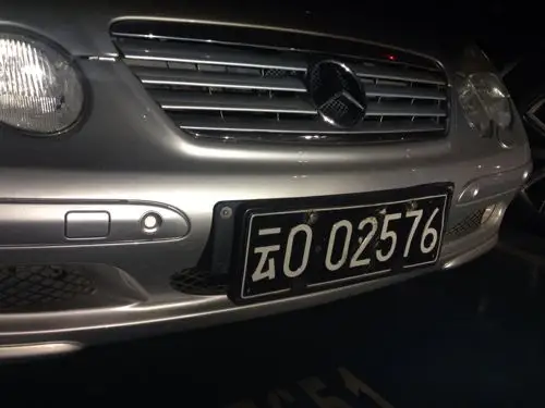 为什么是黑色的?