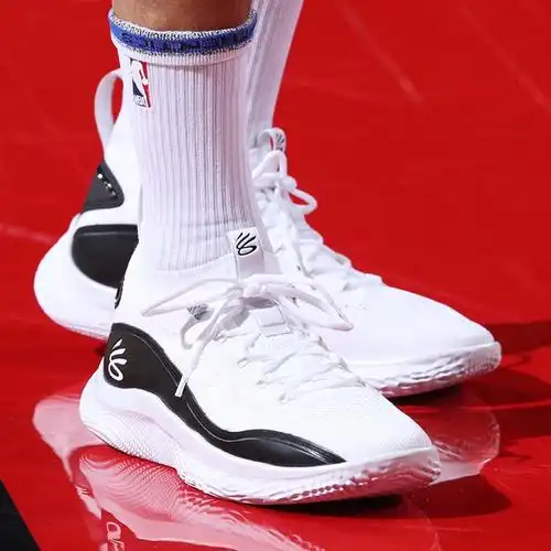 ua安德玛curry男30230858库里8代黑白金彩虹全明星实战篮球鞋