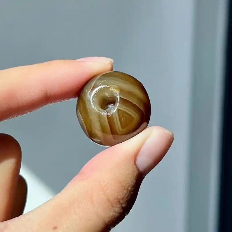 千年到代老糖球,金刚眼墩子型糖球 千年到代缠丝玛瑙,厚实的墩子器型