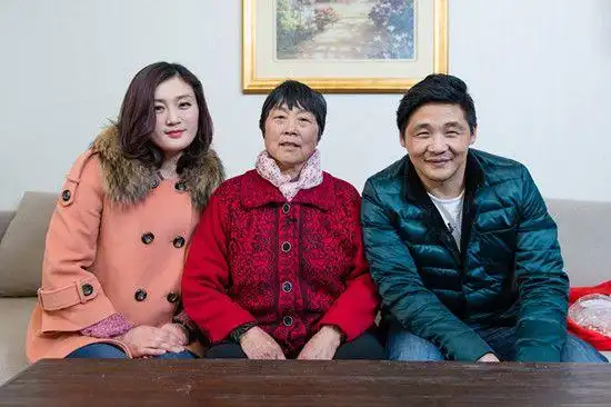 吴秀波黄渤朱亚文男神为何都爱来喜