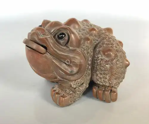 lot.221 木雕蟾蜍