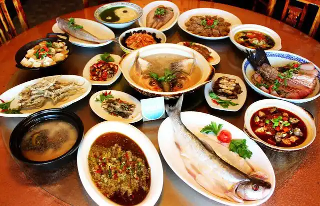 黑龙滩全鱼宴.jpg