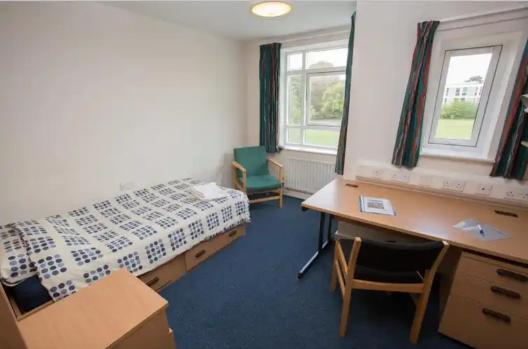 英国剑桥大学stedmundscollege国际英语夏令营